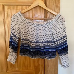 H&M |Off-the-shoulder Summer Cropped Shirt